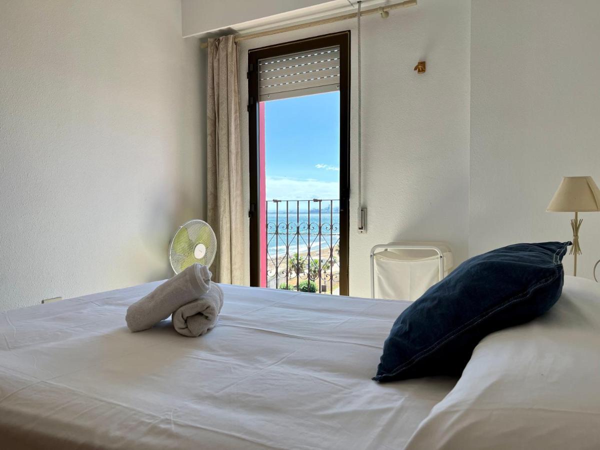 Duplex, Terraza Y Vistas Al Mar Apartman Port Saplaya Kültér fotó