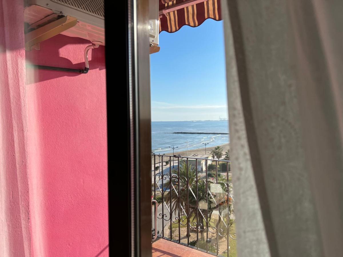 Duplex, Terraza Y Vistas Al Mar Apartman Port Saplaya Kültér fotó